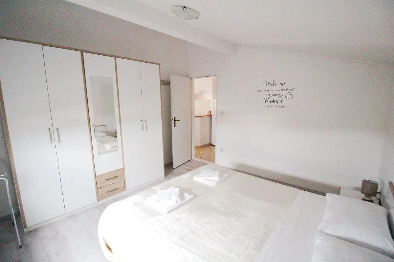 Apartment Apartman Eli 2 Rovinj Kroatien