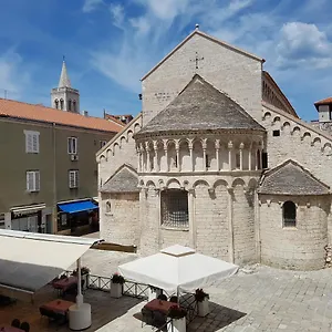 Modern Old Town - , Zara Croazia